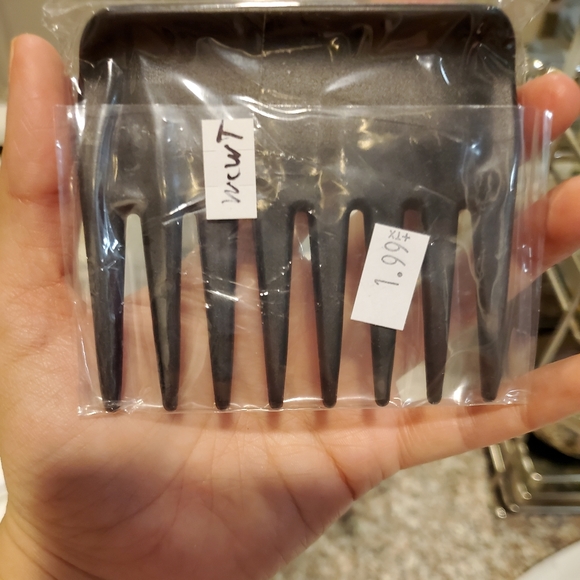 WIG - Noriko Seaglass Light Green Wig - Picture 12 of 12